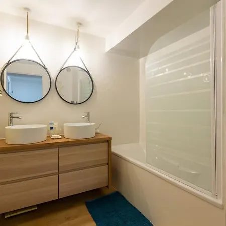 Апартаменти R'apparts T3 Chic De La Gare